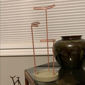 Modern Rose Gold Jewelry Stand